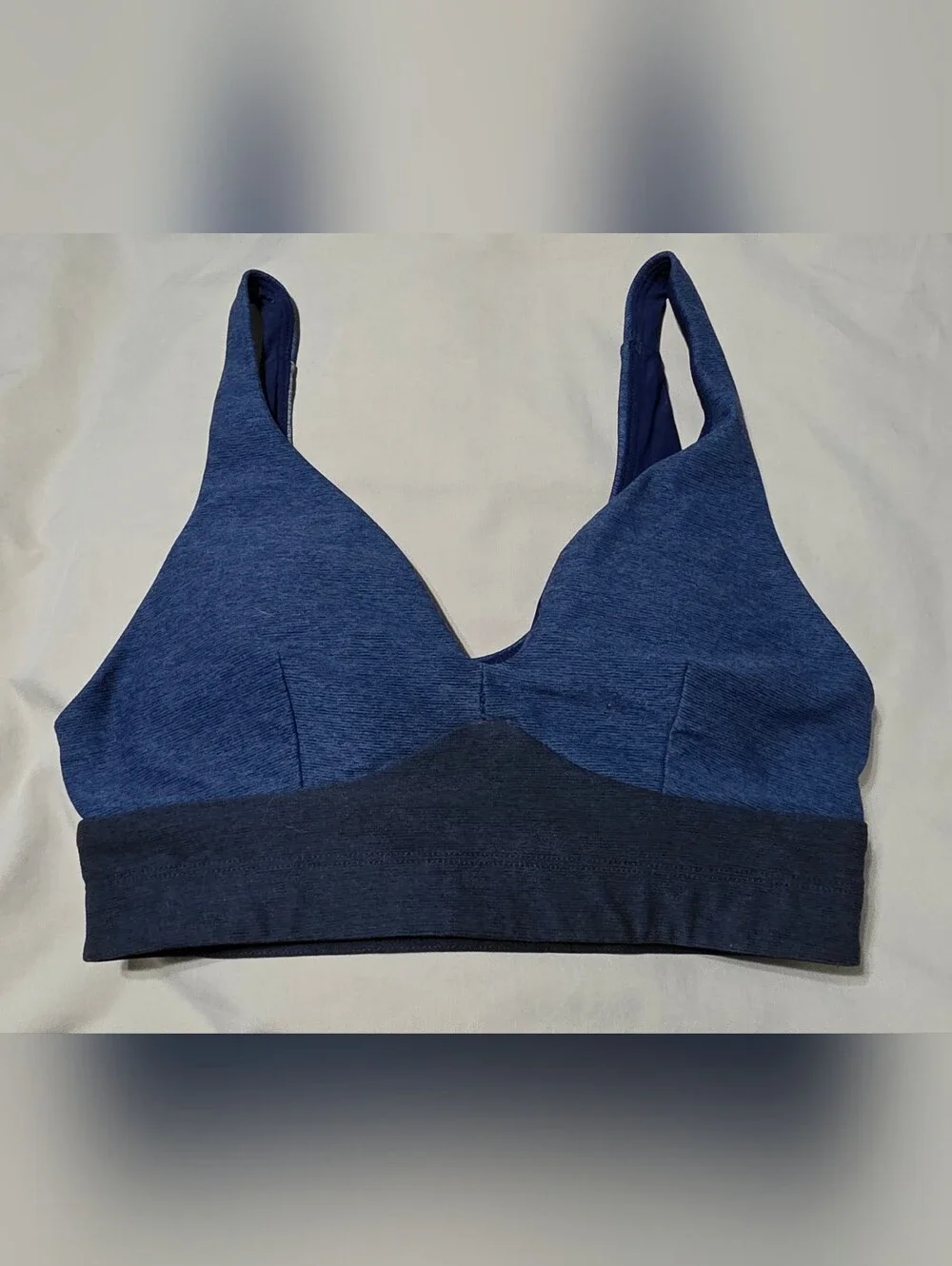 Outdoor Voices Seamless Plunge Sports Bra Colorblock Gym Lightweight Size XS
